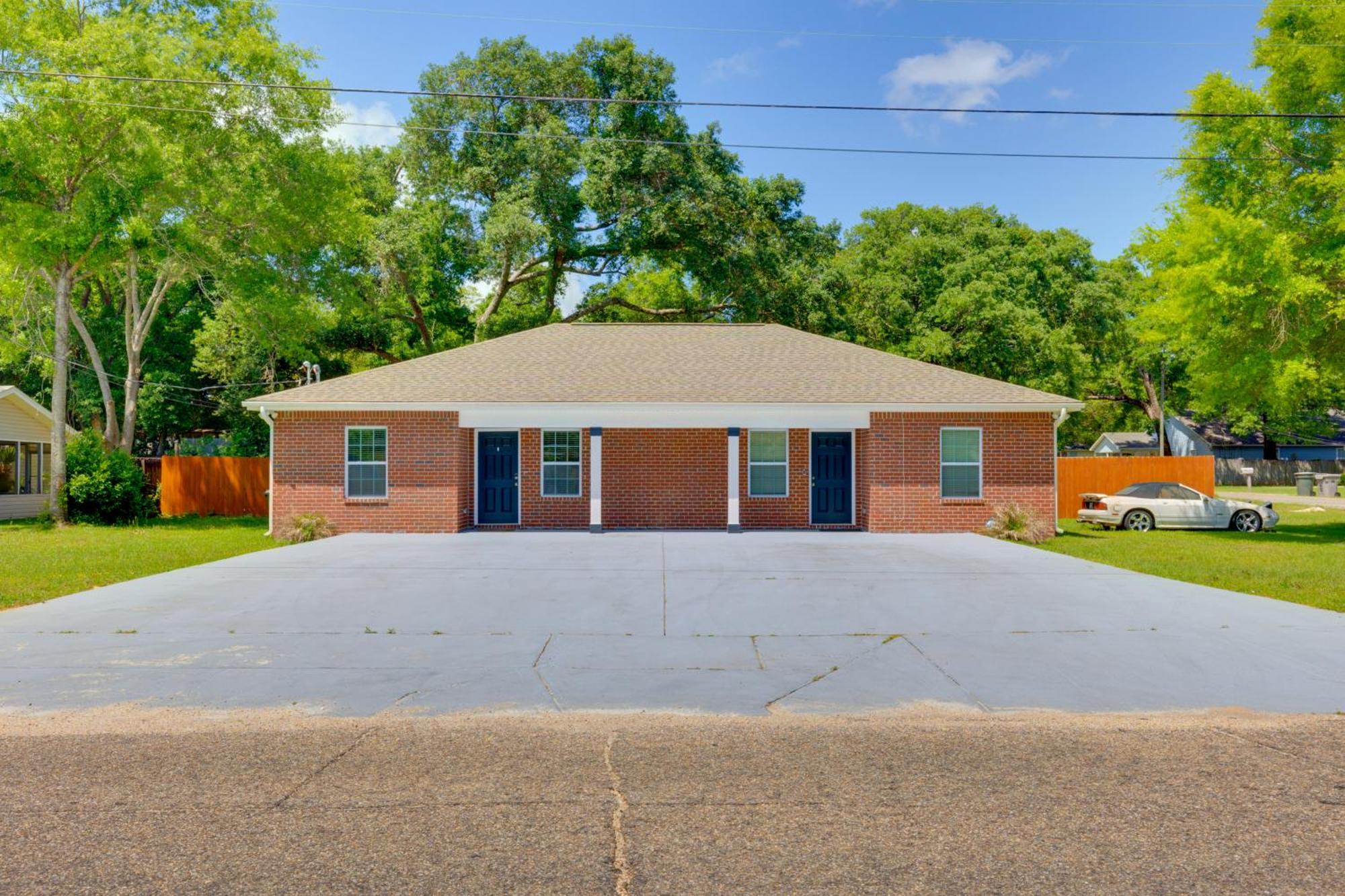Апартаменты Dog-Friendly Pensacola Duplex About 7 Mi To Downtown Экстерьер фото